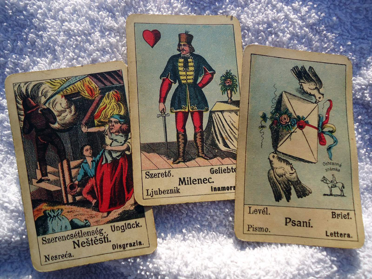 Tři cikánské karty: Neštěstí, Milenec, Psaní